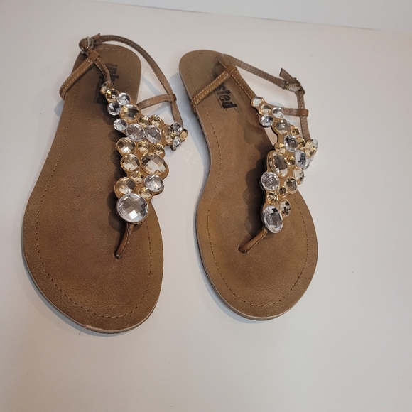 Unlisted Sandals 7 Med - Picture 3 of 3
